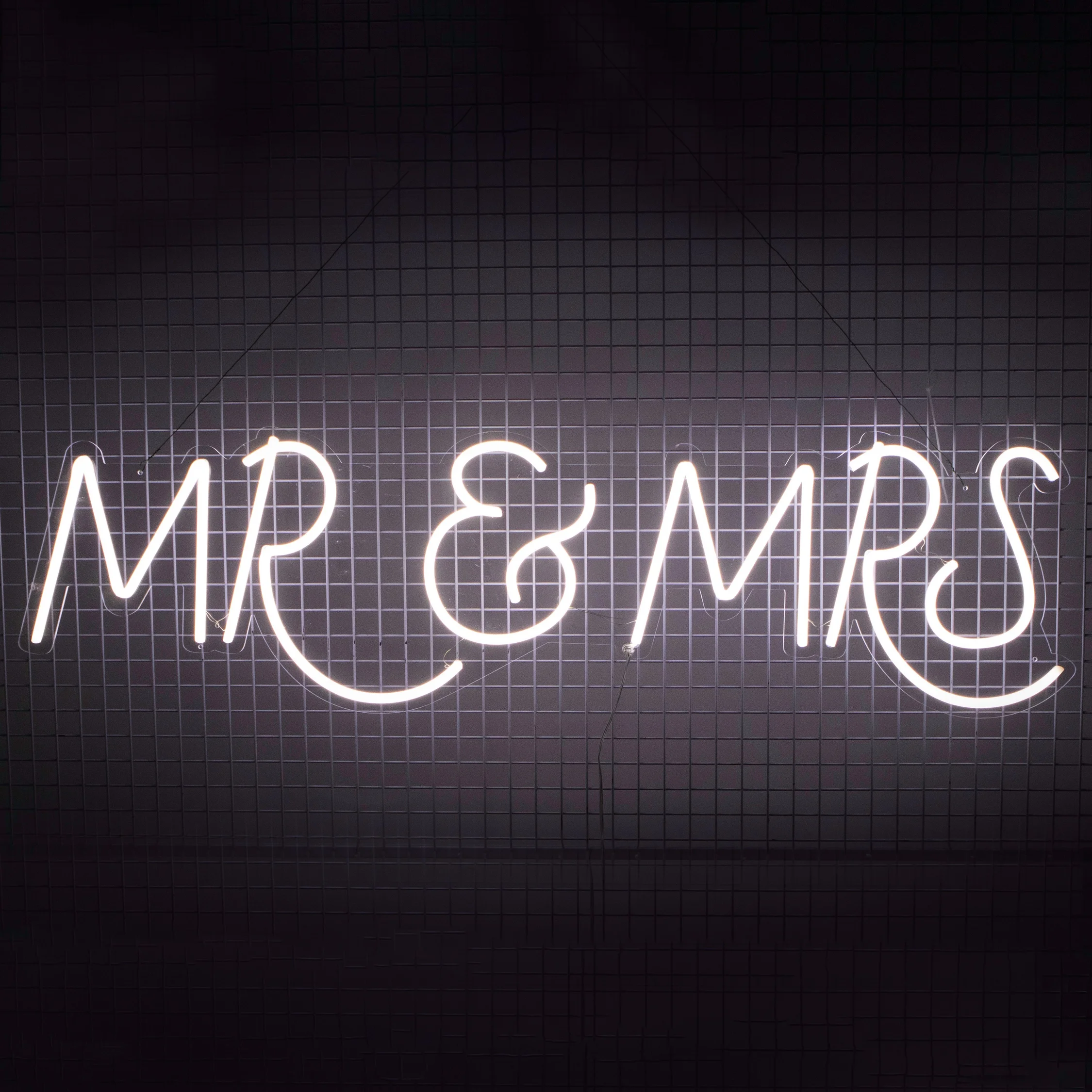 Neon MR & MRS