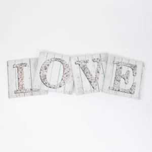 Napis LOVE Rustykalny - romantyczny dodatek- rent4events.pl, rent4wedding.pl.