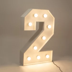 Cyfra LED 2 zapalona - retro - rent4events.pl, rent4wedding.pl.